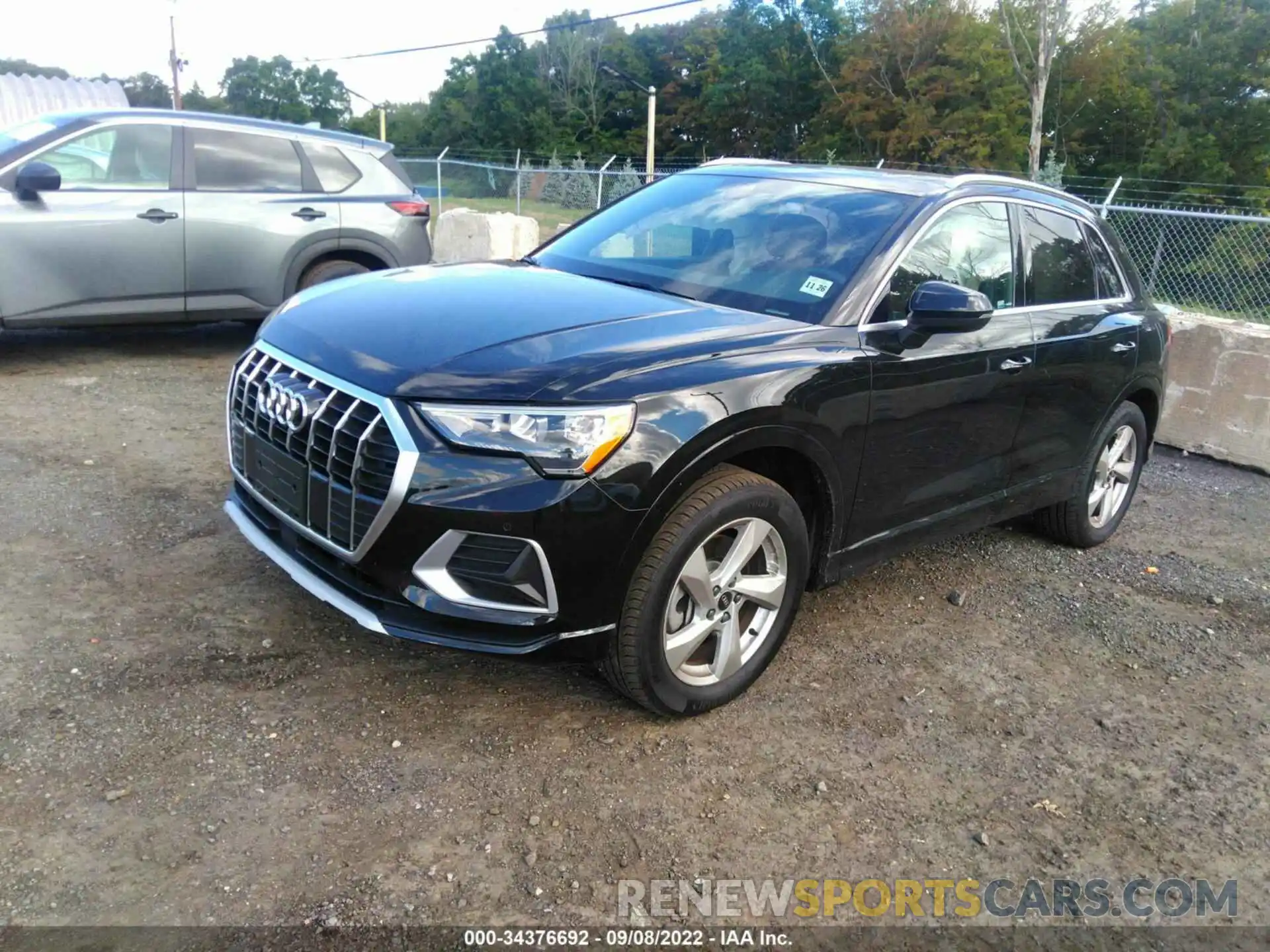 2 Photograph of a damaged car WA1AUCF39N1036938 AUDI Q3 2022