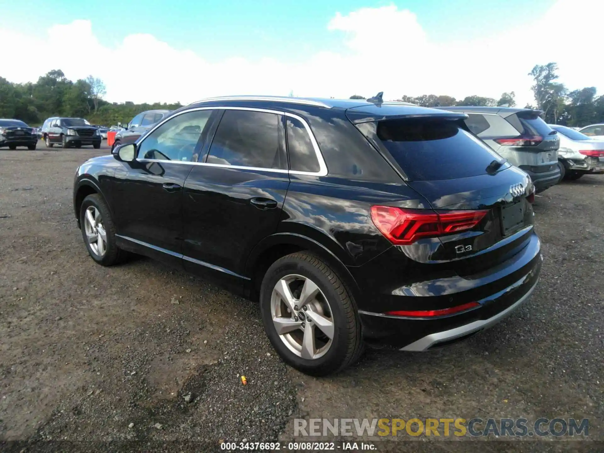 3 Photograph of a damaged car WA1AUCF39N1036938 AUDI Q3 2022