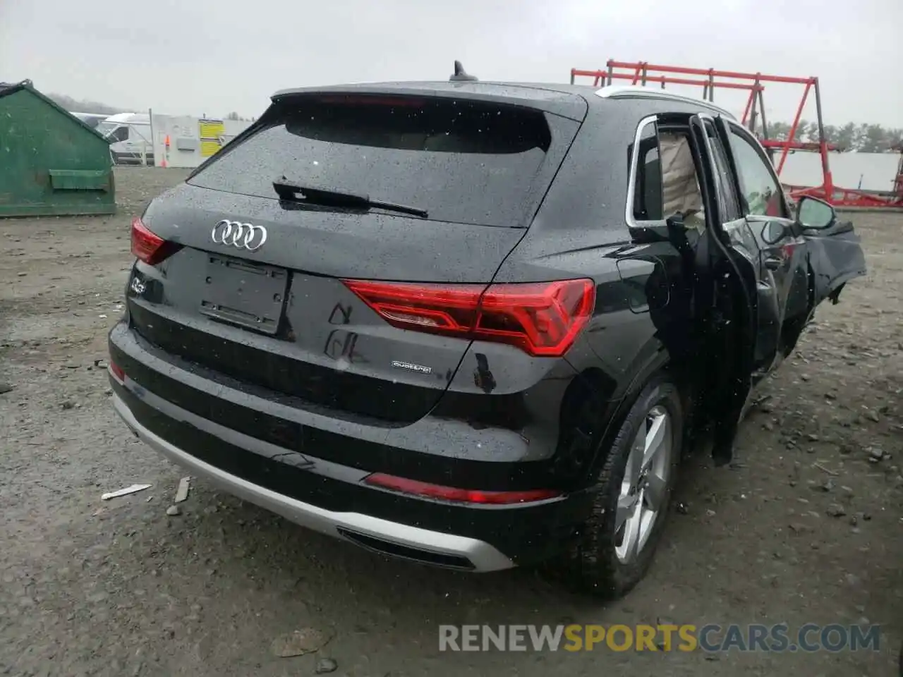 4 Фотография поврежденного автомобиля WA1AUCF3XN1000921 AUDI Q3 2022