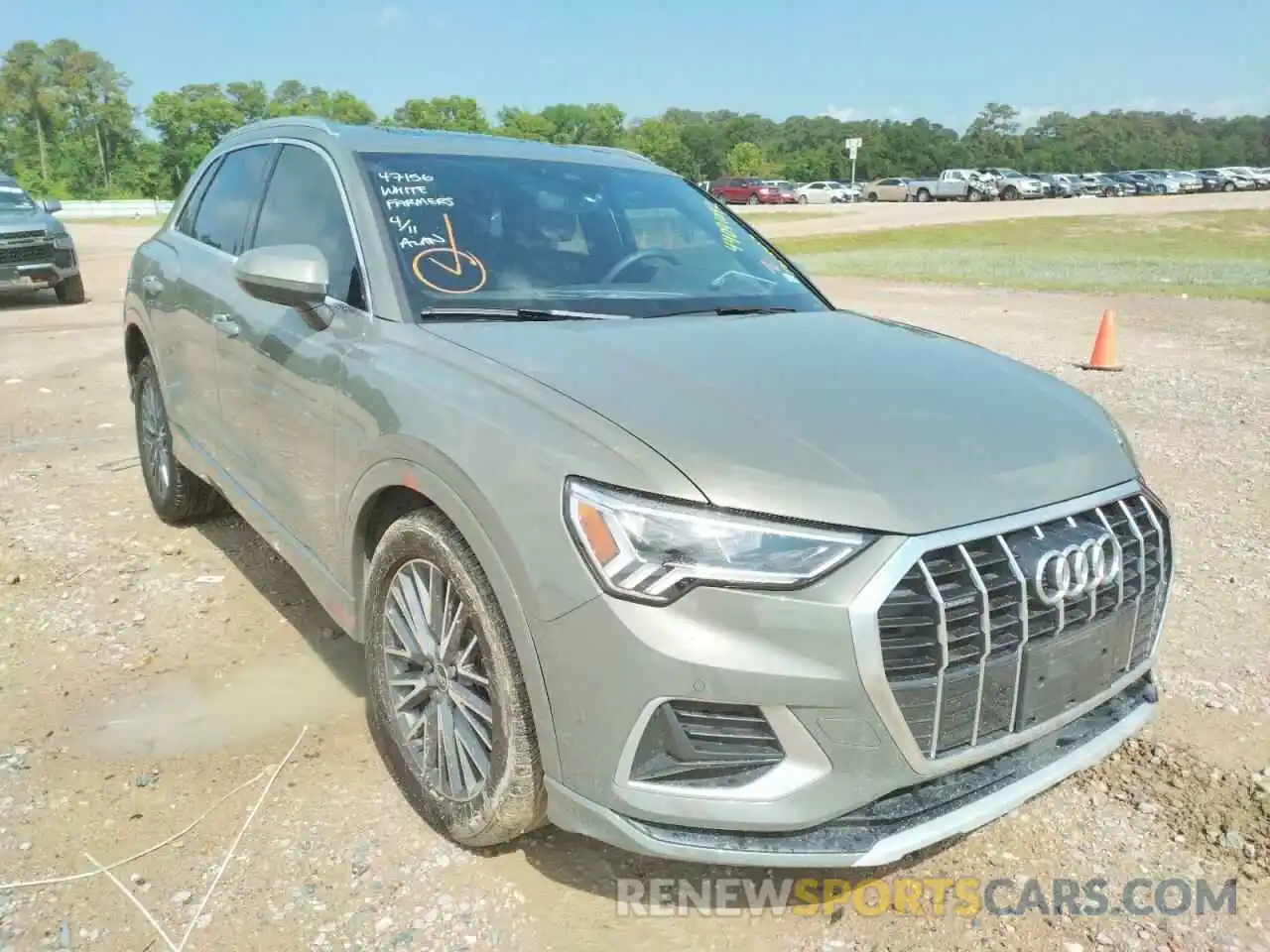 1 Photograph of a damaged car WA1BUCF3XN1009283 AUDI Q3 2022