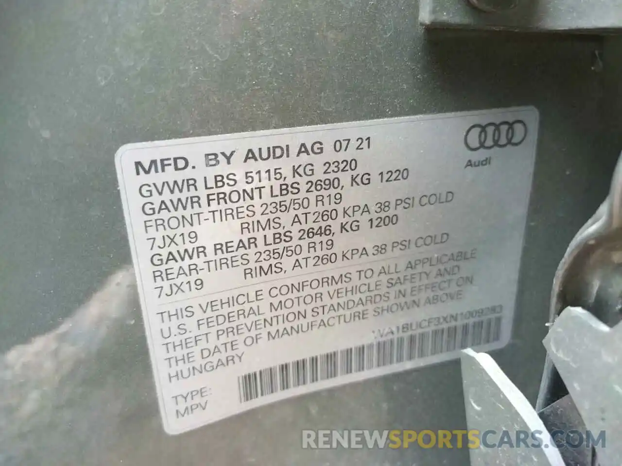 10 Photograph of a damaged car WA1BUCF3XN1009283 AUDI Q3 2022