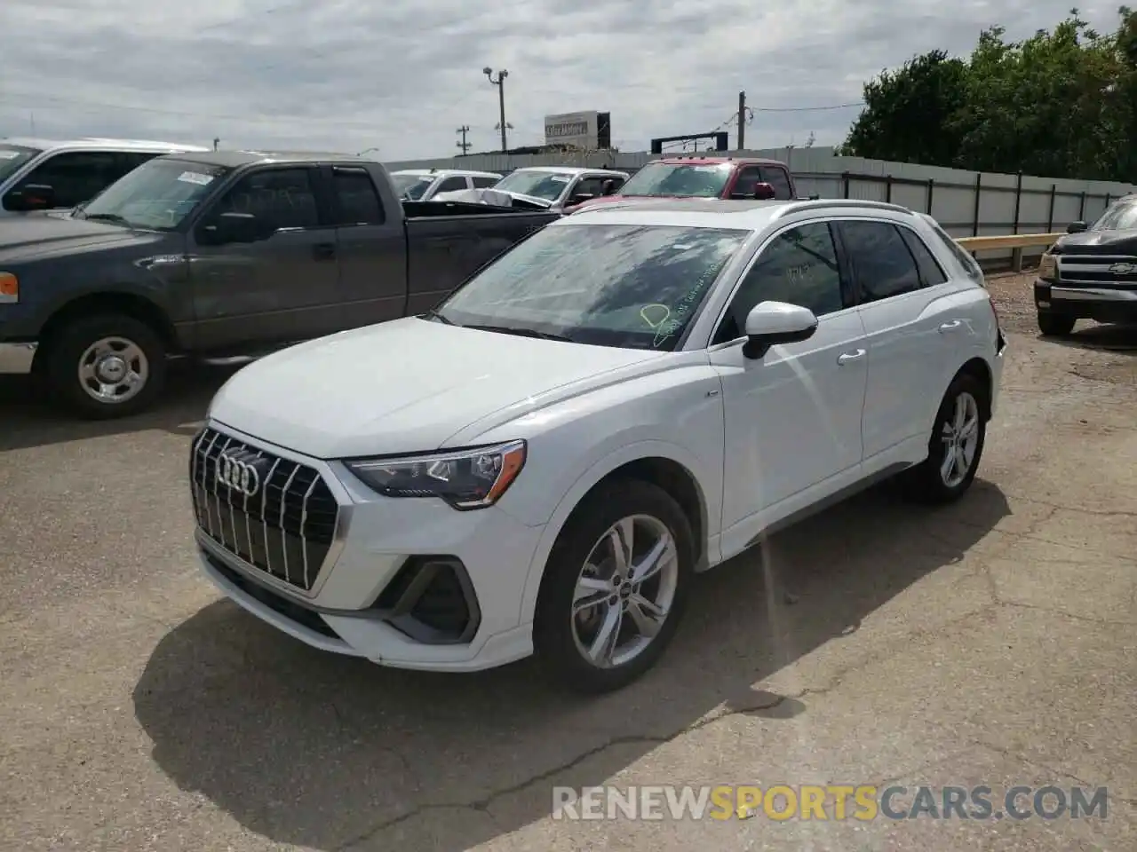 2 Photograph of a damaged car WA1DECF30N1004163 AUDI Q3 2022