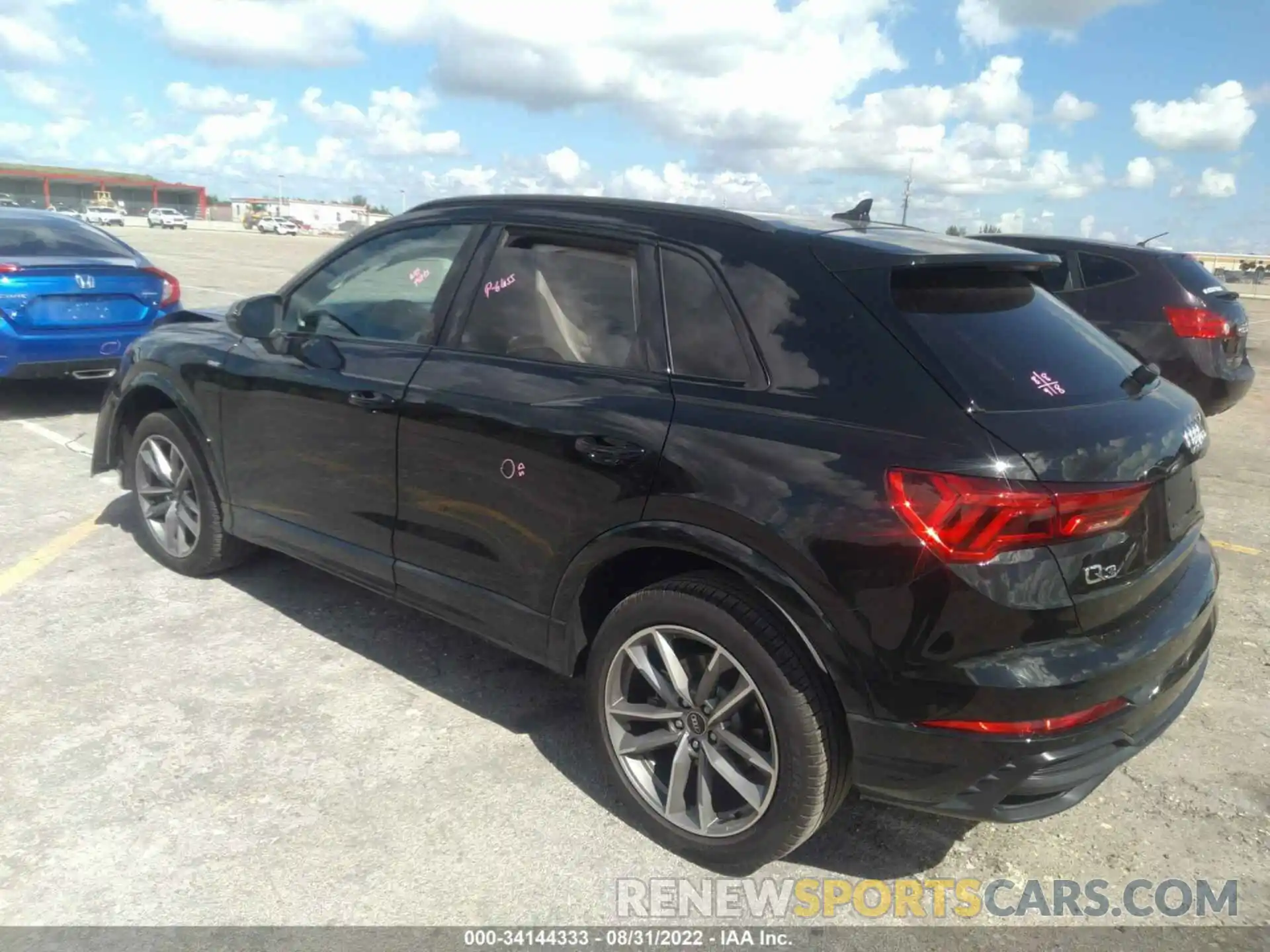 3 Photograph of a damaged car WA1DECF30N1047255 AUDI Q3 2022