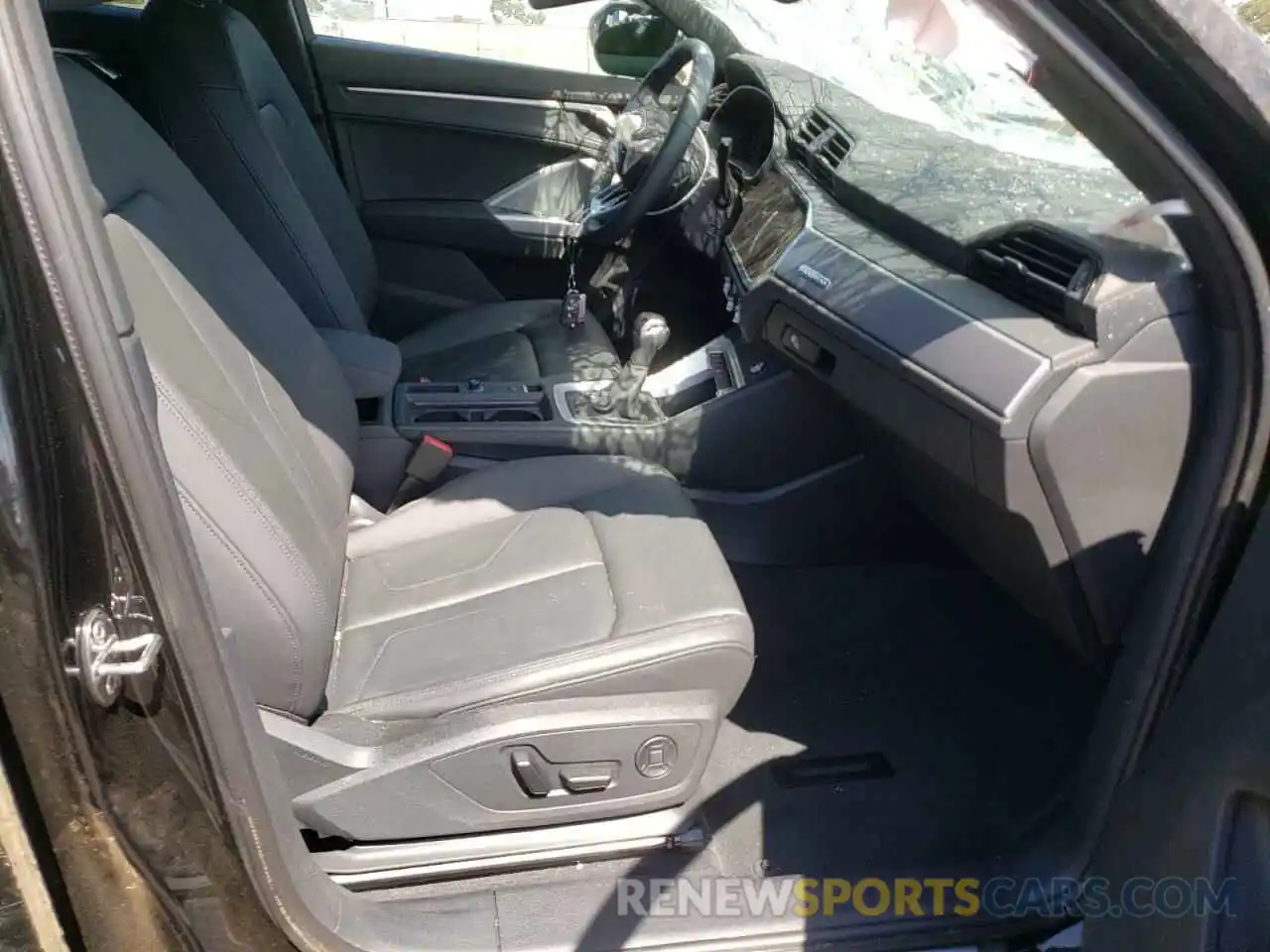 5 Photograph of a damaged car WA1DECF31N1083844 AUDI Q3 2022