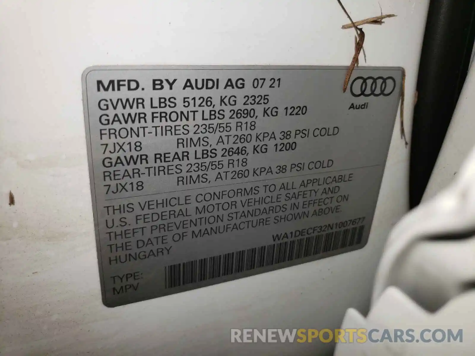 10 Photograph of a damaged car WA1DECF32N1007677 AUDI Q3 2022