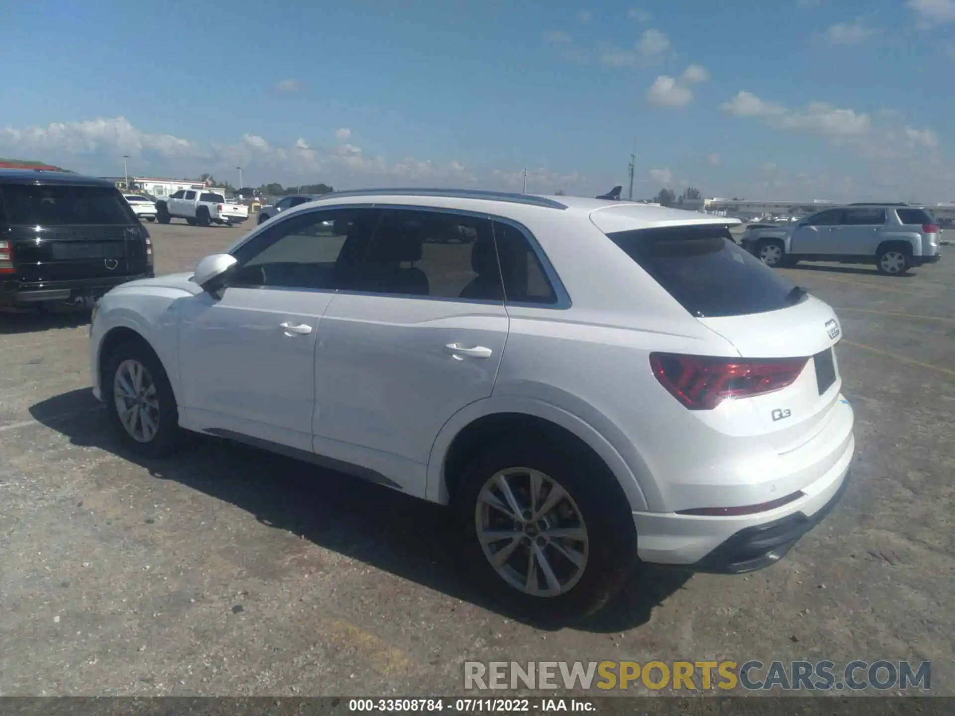 3 Photograph of a damaged car WA1DECF33N1023970 AUDI Q3 2022