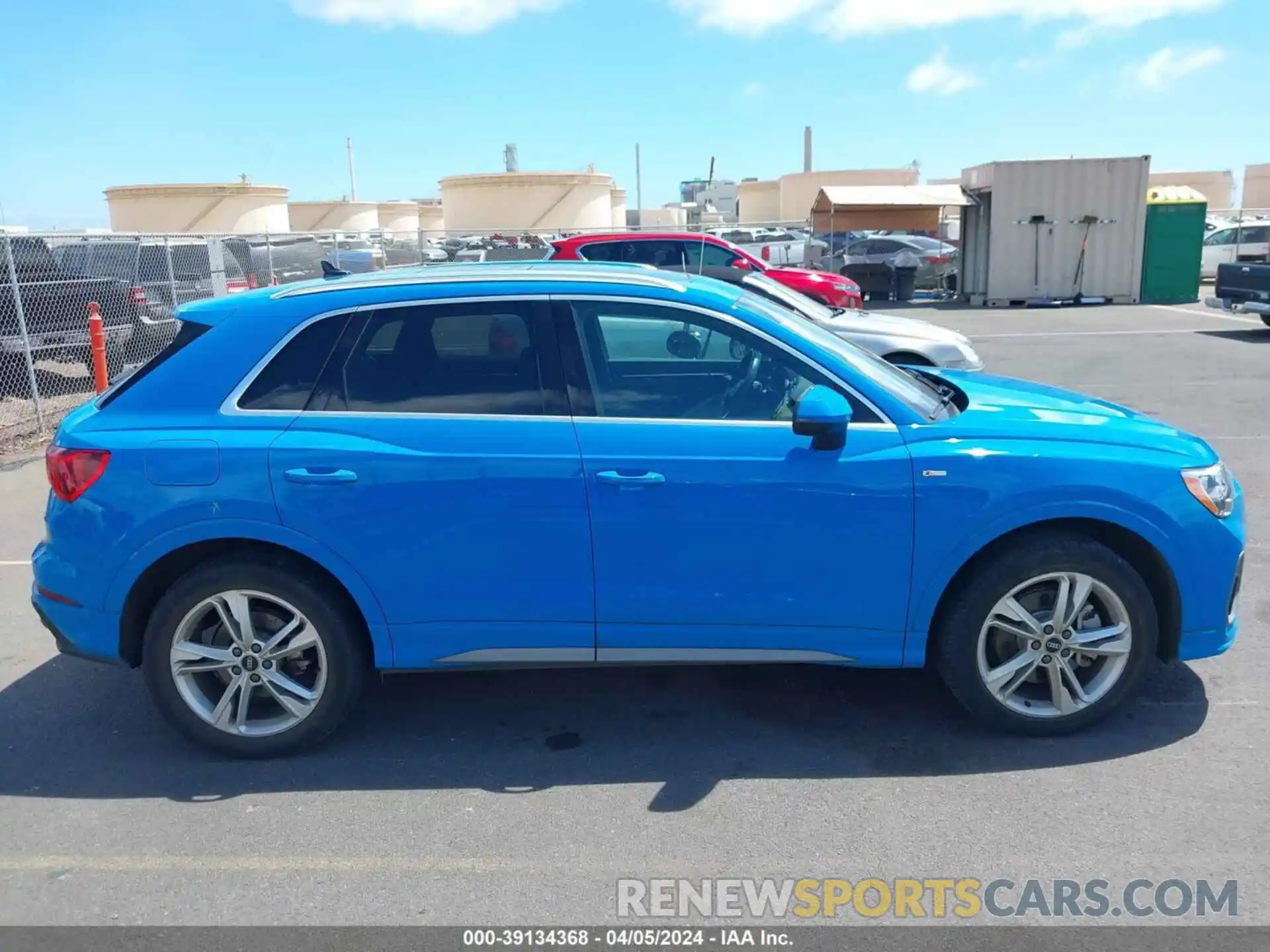 14 Photograph of a damaged car WA1DECF36N1023557 AUDI Q3 2022