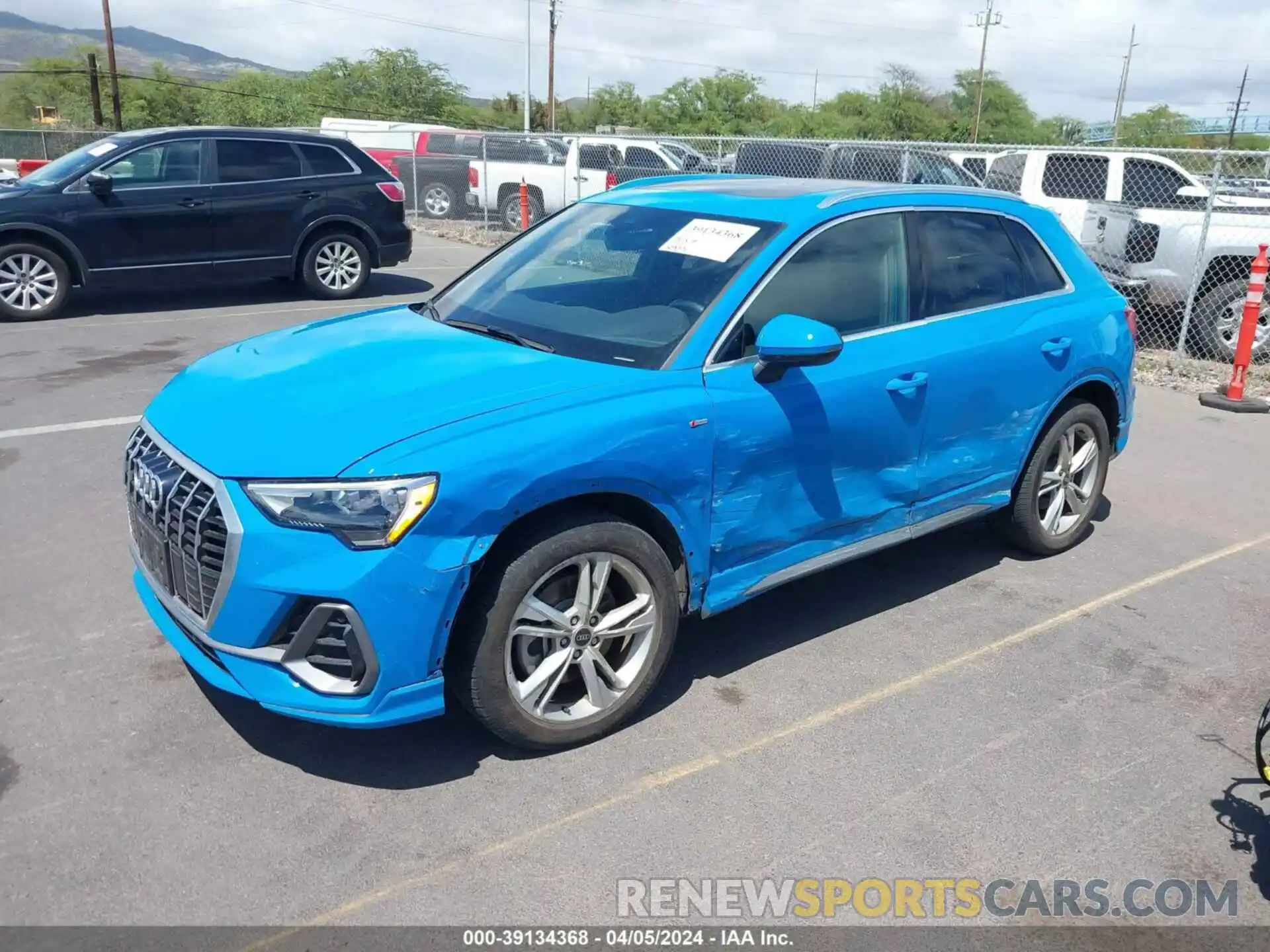 2 Photograph of a damaged car WA1DECF36N1023557 AUDI Q3 2022