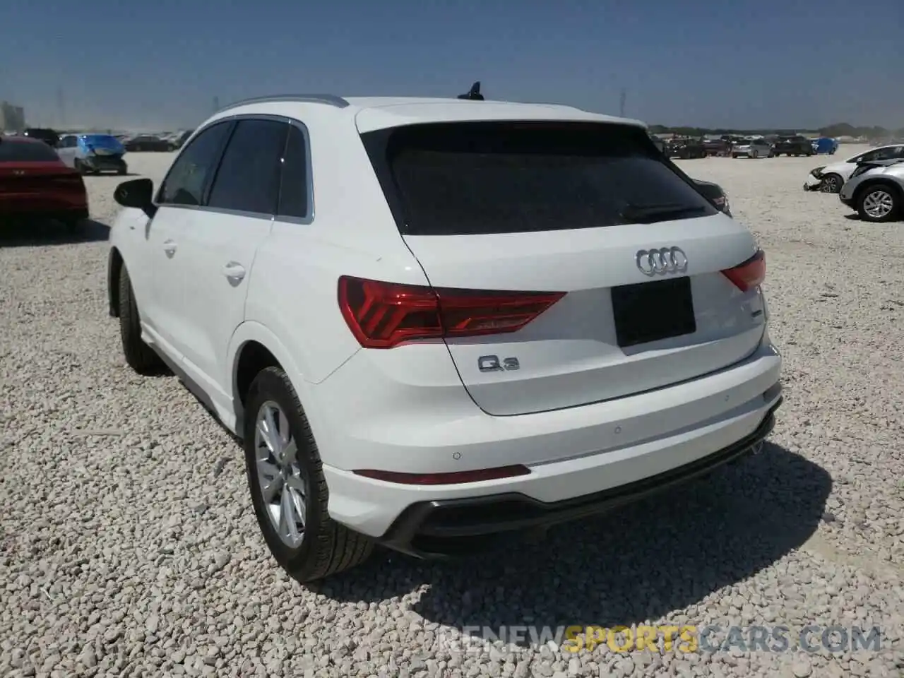 3 Фотография поврежденного автомобиля WA1DECF36N1053626 AUDI Q3 2022