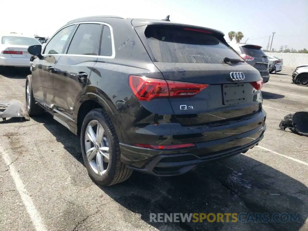 3 Photograph of a damaged car WA1DECF39N1023360 AUDI Q3 2022