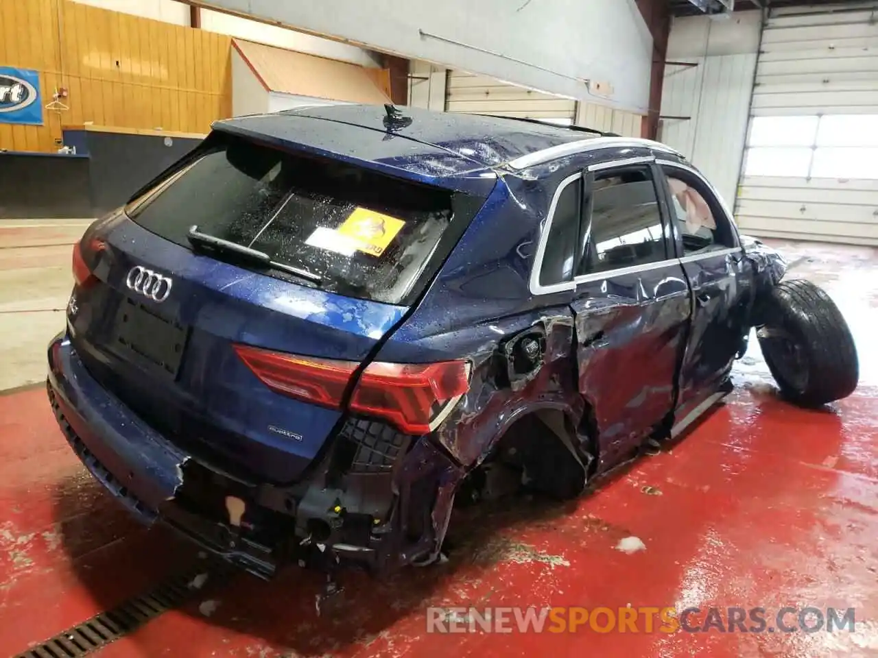 4 Photograph of a damaged car WA1DECF39N1041289 AUDI Q3 2022