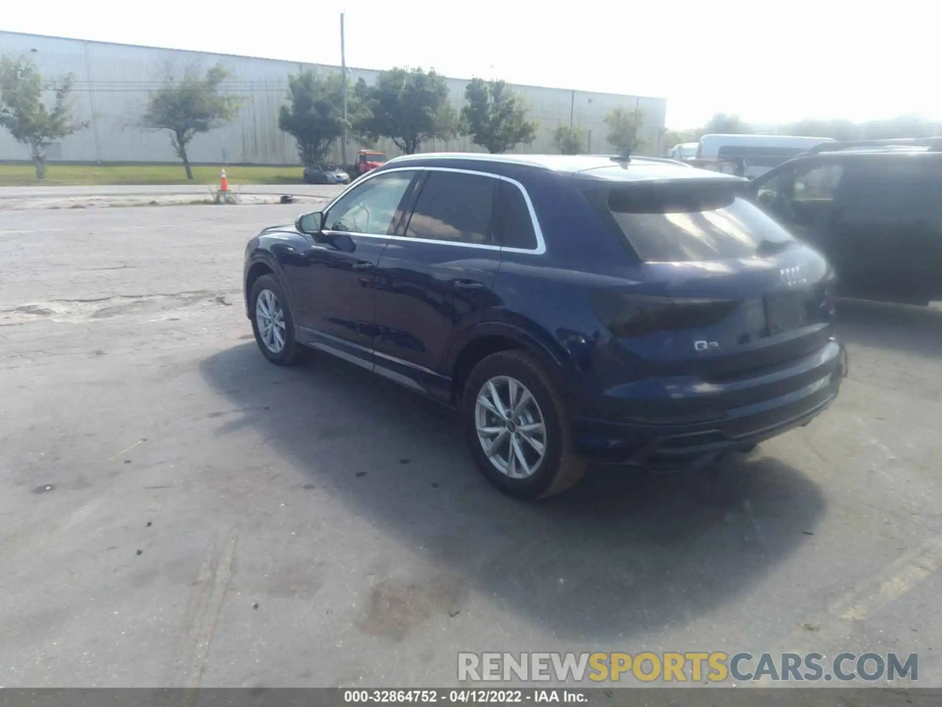 3 Фотография поврежденного автомобиля WA1DECF3XN1067349 AUDI Q3 2022