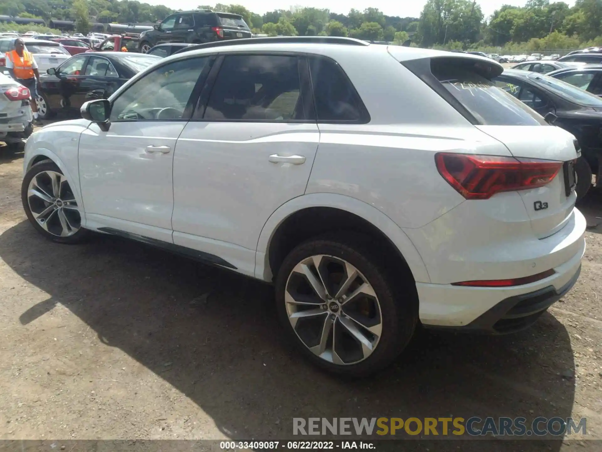 3 Фотография поврежденного автомобиля WA1EECF30N1008430 AUDI Q3 2022