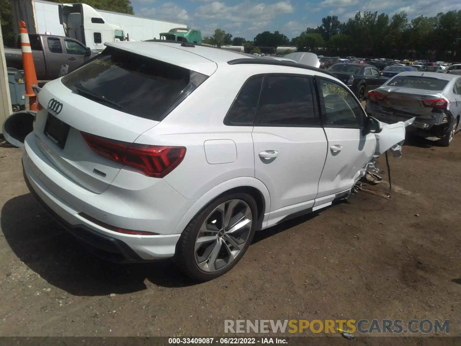 4 Фотография поврежденного автомобиля WA1EECF30N1008430 AUDI Q3 2022