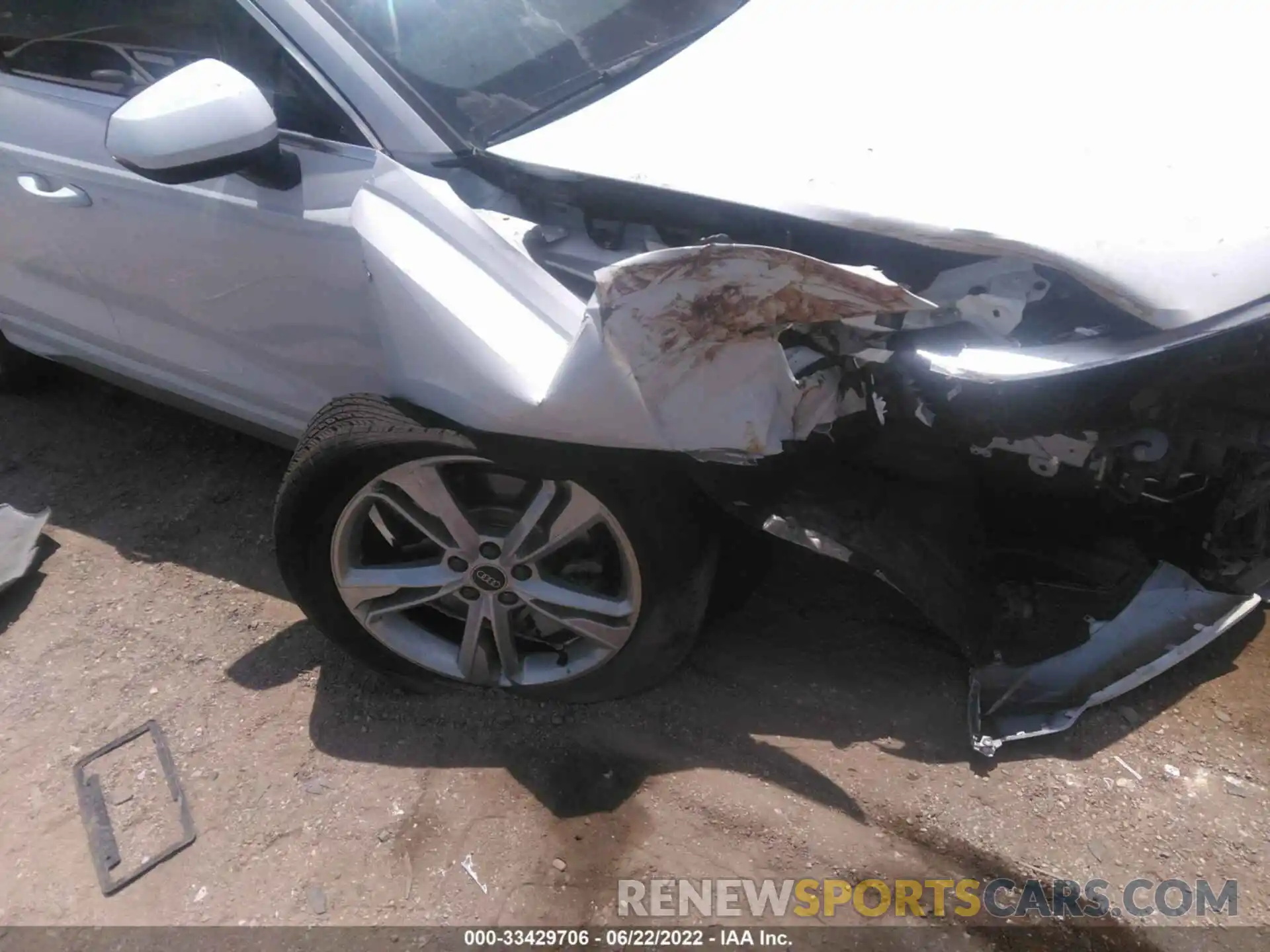 6 Photograph of a damaged car WA1EECF30N1021310 AUDI Q3 2022