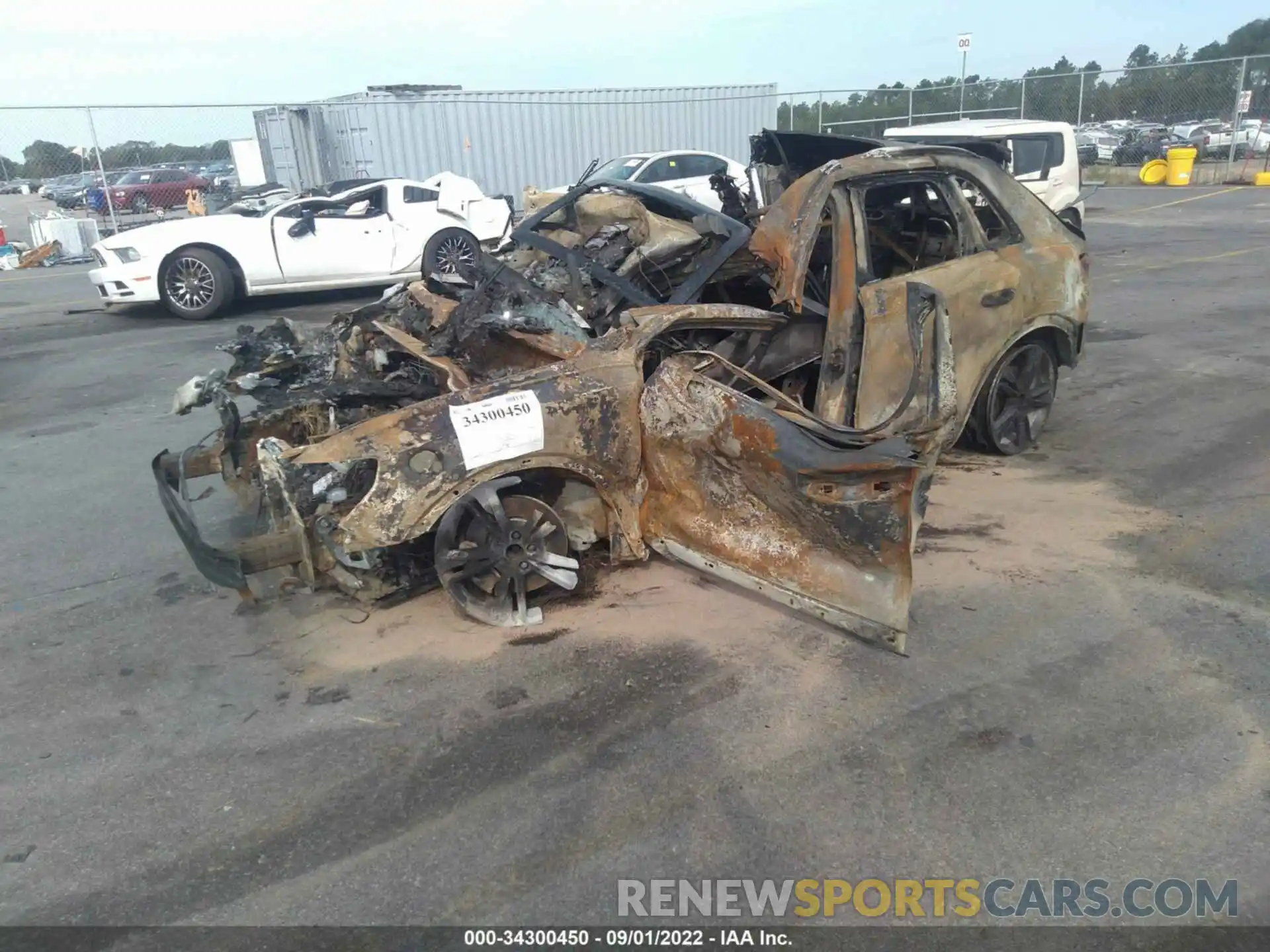 2 Photograph of a damaged car WA1EECF30N1082821 AUDI Q3 2022