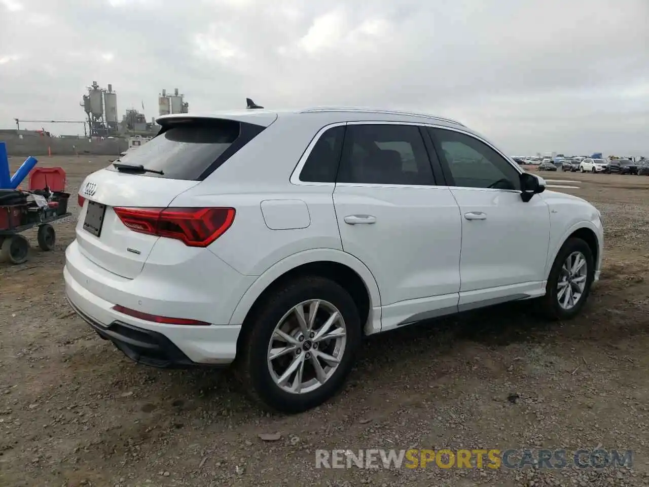 3 Фотография поврежденного автомобиля WA1EECF32N1072503 AUDI Q3 2022