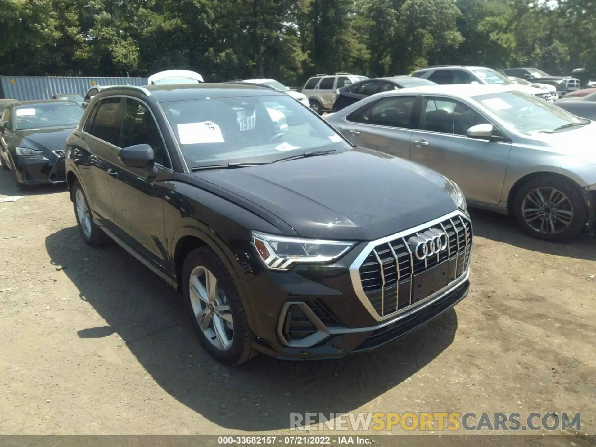 1 Photograph of a damaged car WA1EECF33N1069075 AUDI Q3 2022