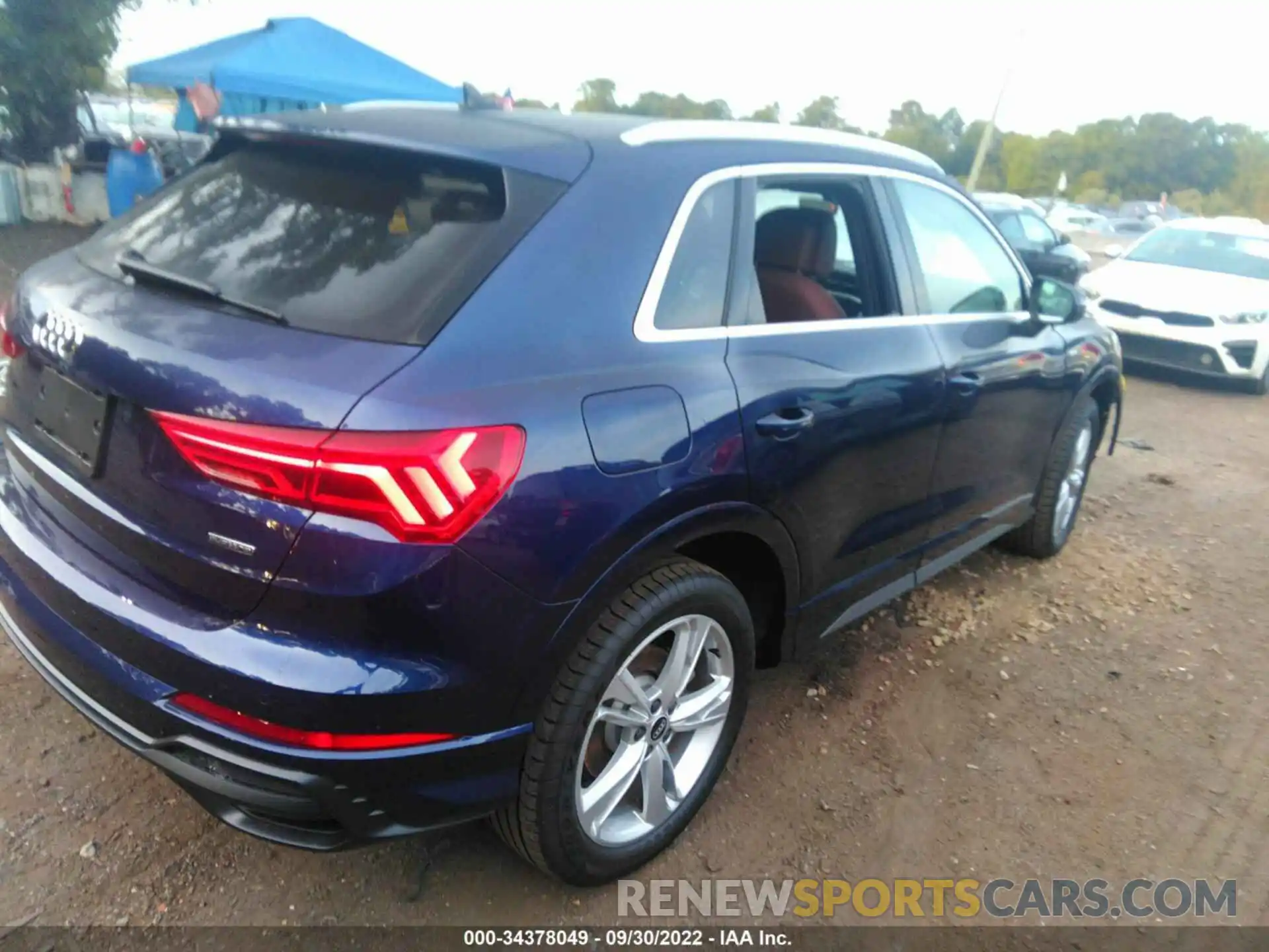 4 Photograph of a damaged car WA1EECF34N1019866 AUDI Q3 2022