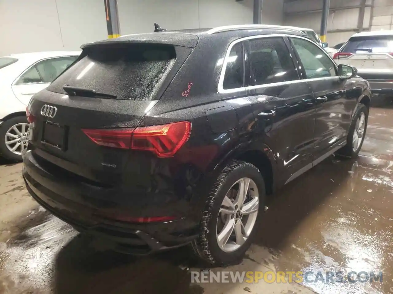 4 Фотография поврежденного автомобиля WA1EECF34N1028485 AUDI Q3 2022