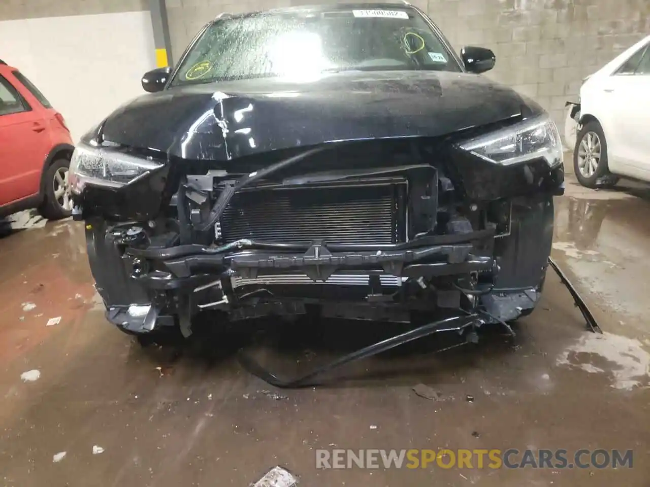 9 Photograph of a damaged car WA1EECF34N1028485 AUDI Q3 2022