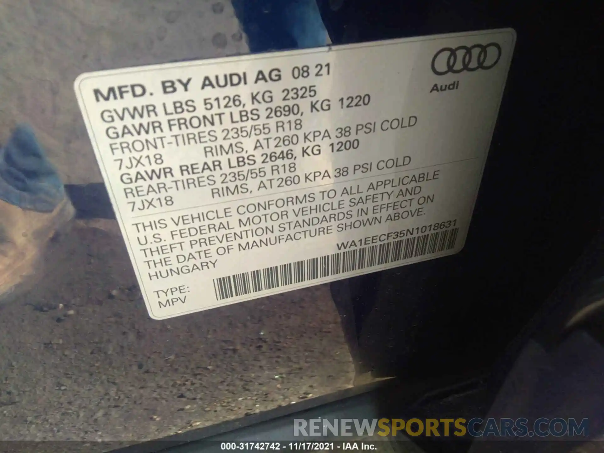 9 Photograph of a damaged car WA1EECF35N1018631 AUDI Q3 2022