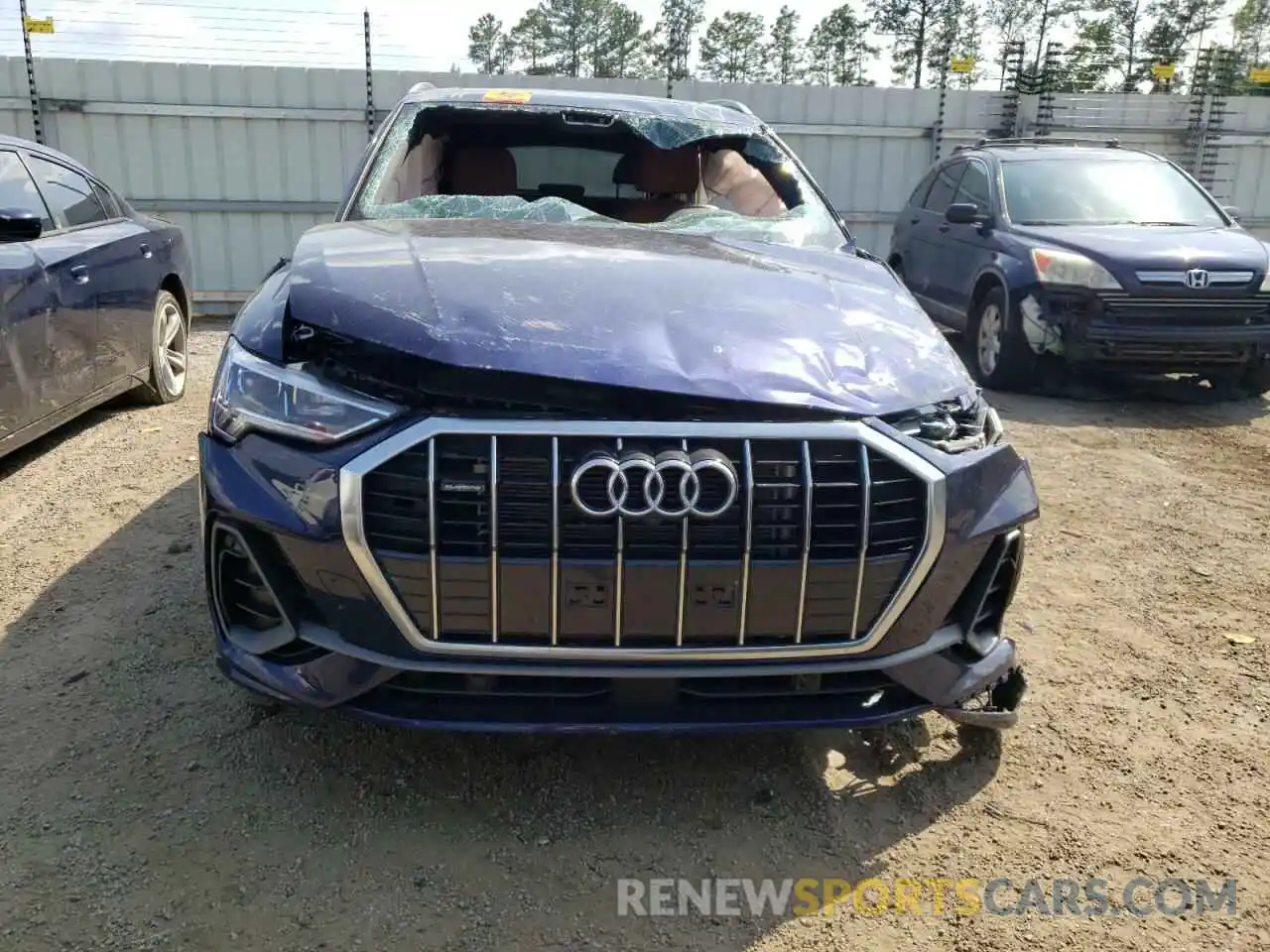 9 Photograph of a damaged car WA1EECF35N1062113 AUDI Q3 2022