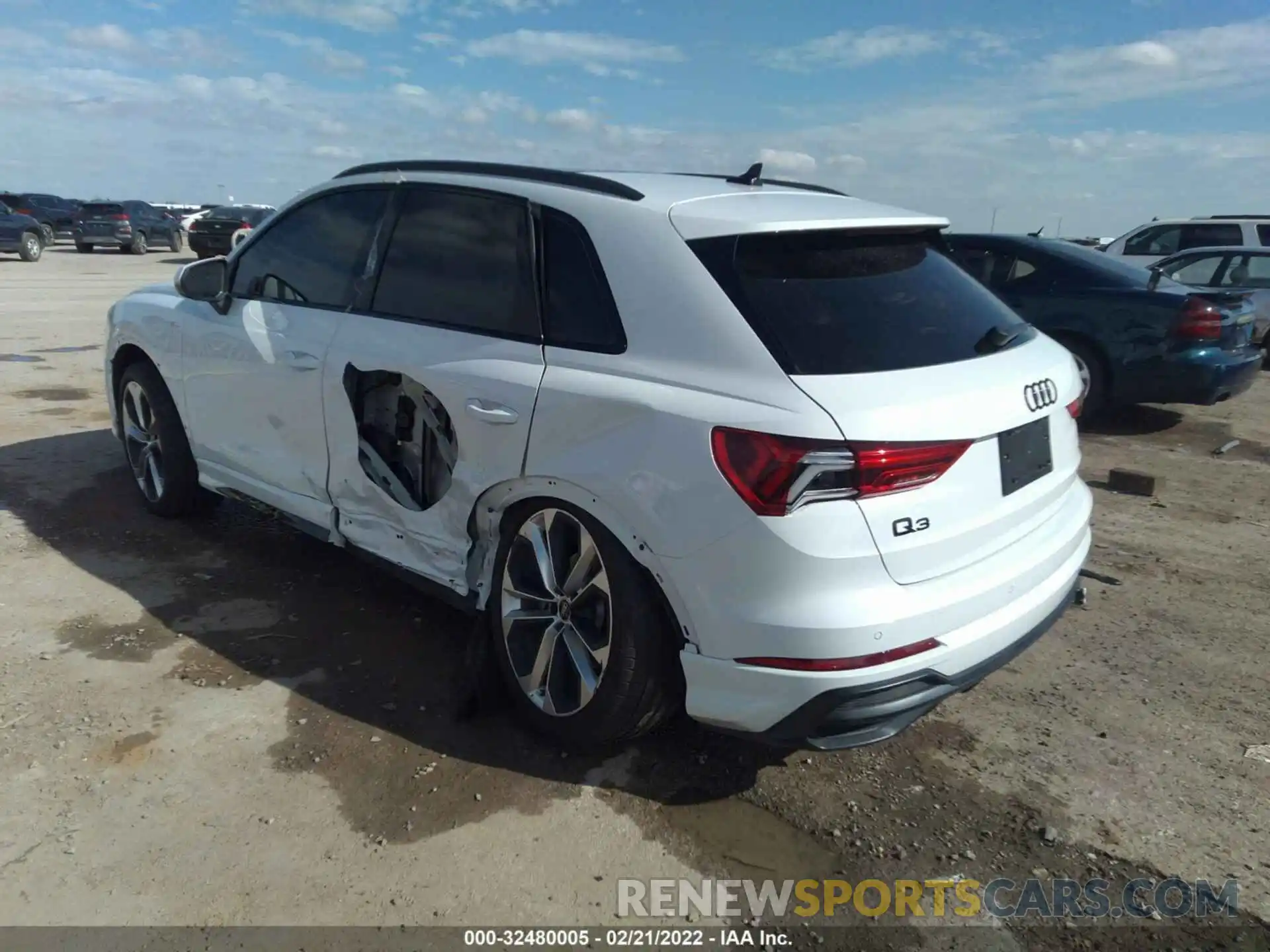 3 Фотография поврежденного автомобиля WA1EECF36N1035129 AUDI Q3 2022