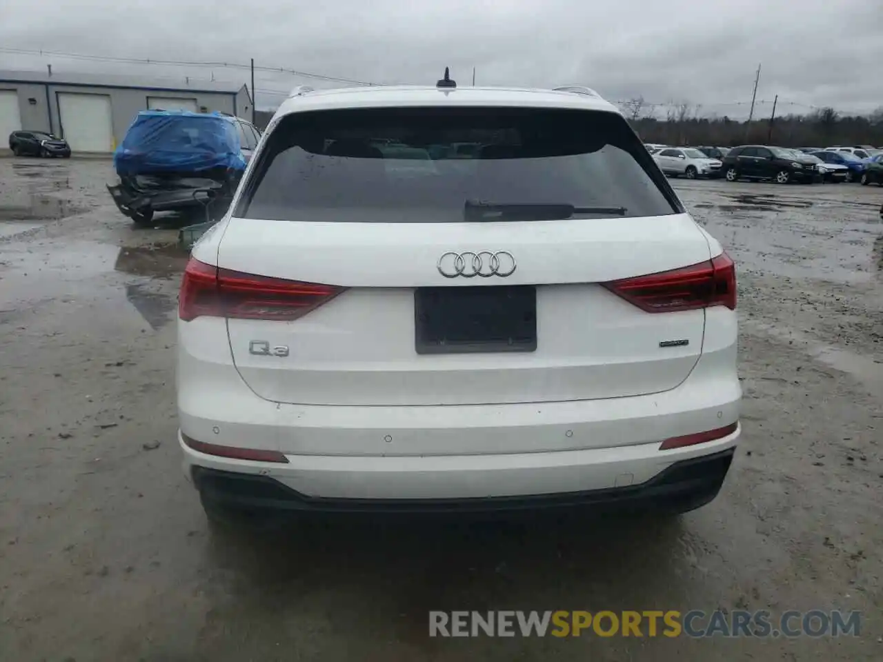 6 Photograph of a damaged car WA1EECF38N1026383 AUDI Q3 2022