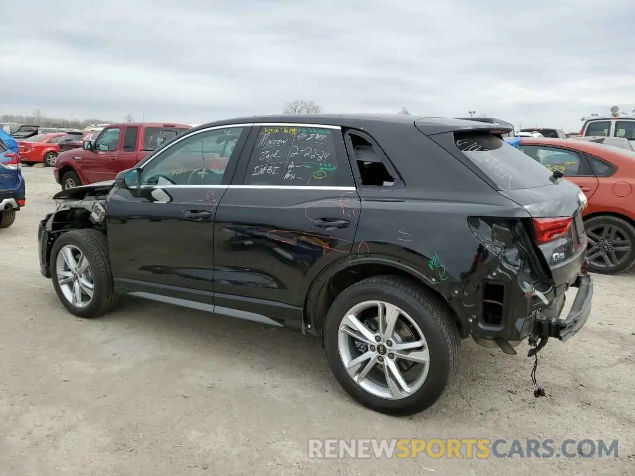 2 Photograph of a damaged car WA1EECF38N1084638 AUDI Q3 2022