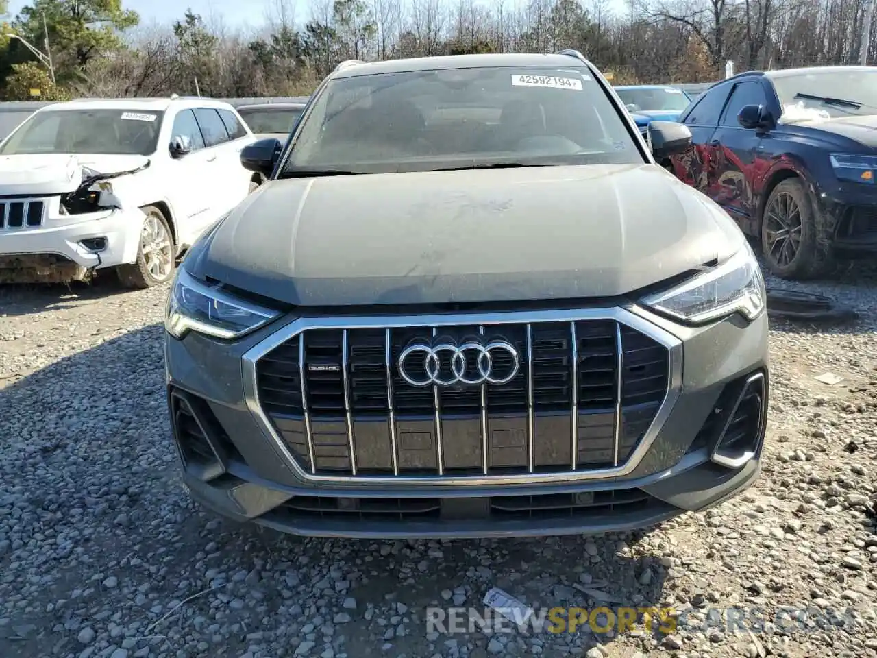 5 Photograph of a damaged car WA1EECF38N1149813 AUDI Q3 2022