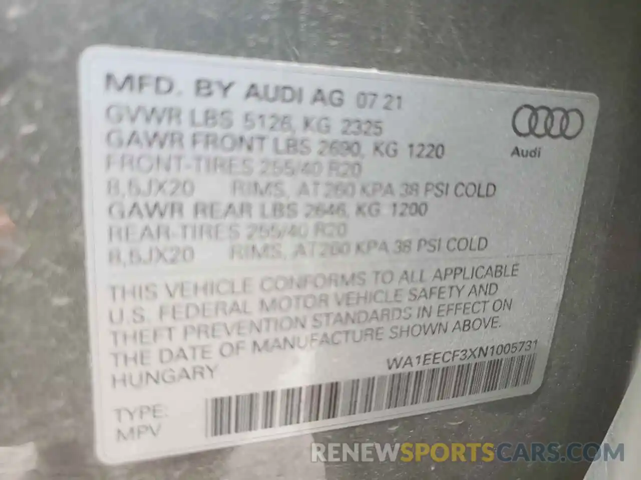 10 Photograph of a damaged car WA1EECF3XN1005731 AUDI Q3 2022