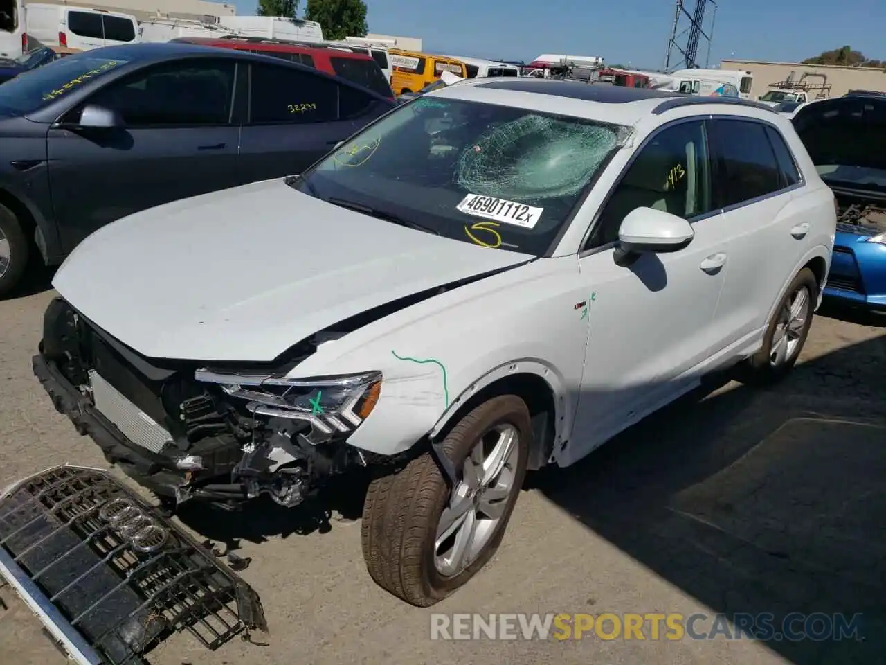 2 Photograph of a damaged car WA1EEDF34N1033465 AUDI Q3 2022