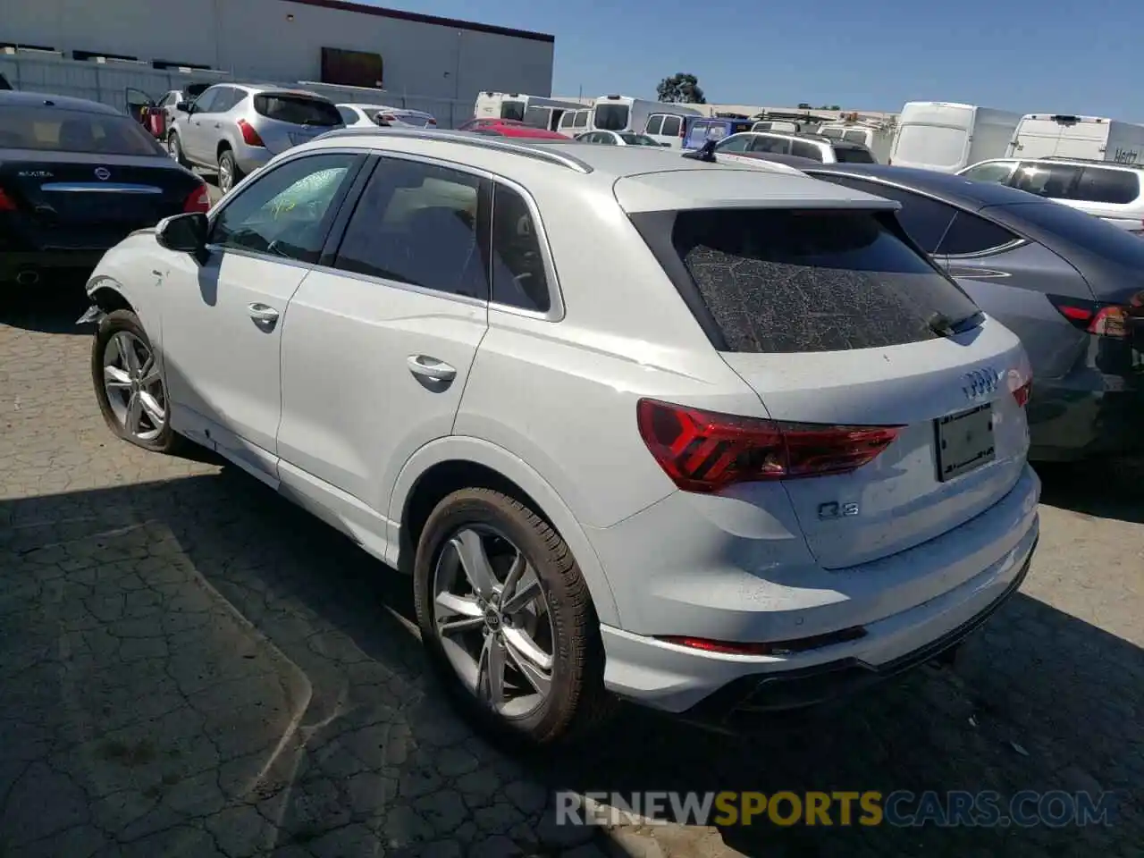 3 Фотография поврежденного автомобиля WA1EEDF34N1033465 AUDI Q3 2022