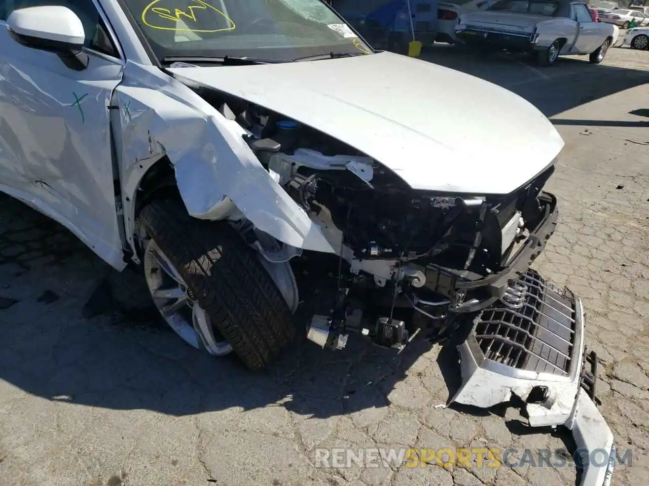 9 Photograph of a damaged car WA1EEDF34N1033465 AUDI Q3 2022