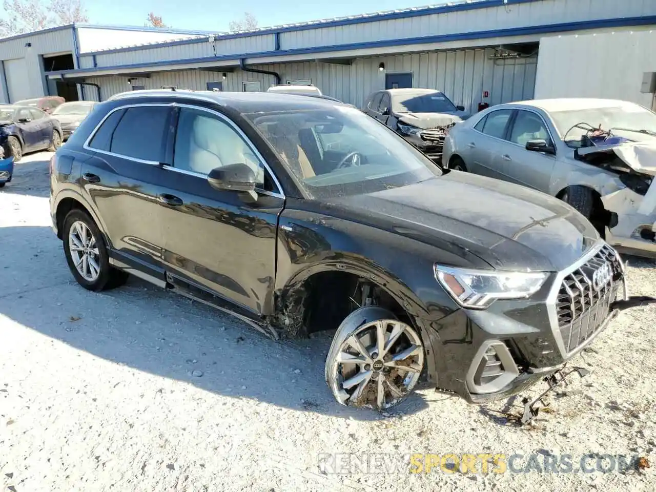 4 Фотография поврежденного автомобиля WA1EECF39P1034186 AUDI Q3 2023