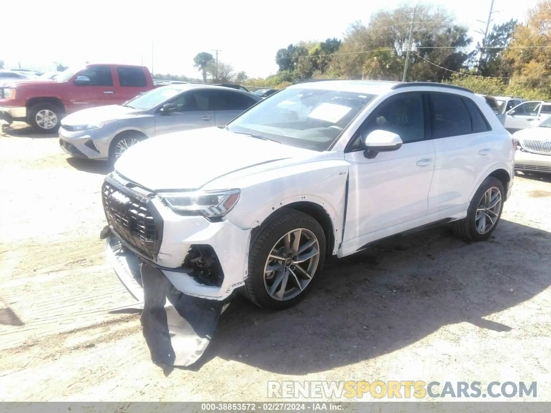 2 Photograph of a damaged car WA1EECF3XP1139903 AUDI Q3 2023