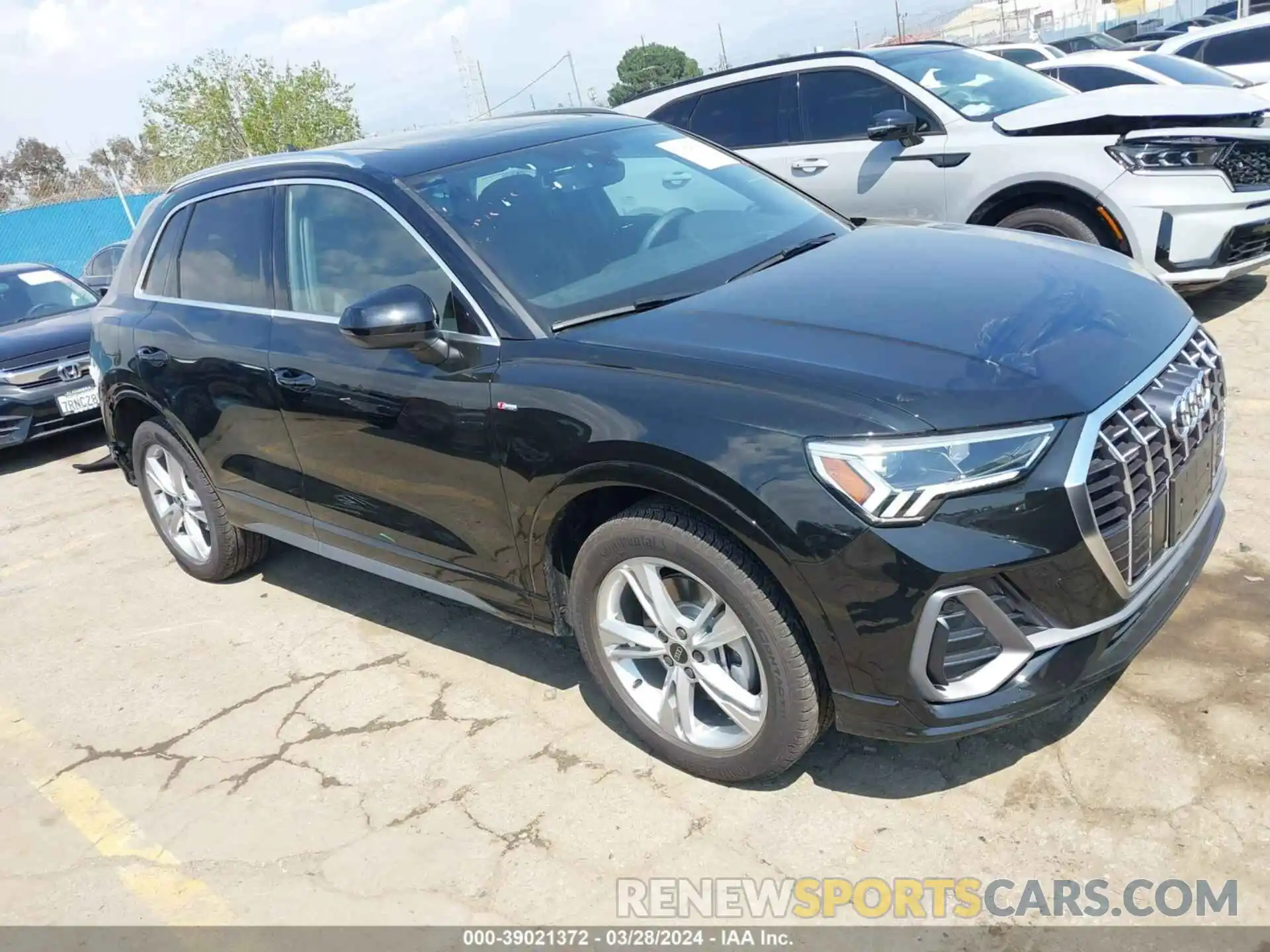 1 Photograph of a damaged car WA1DECF31R1023469 AUDI Q3 2024