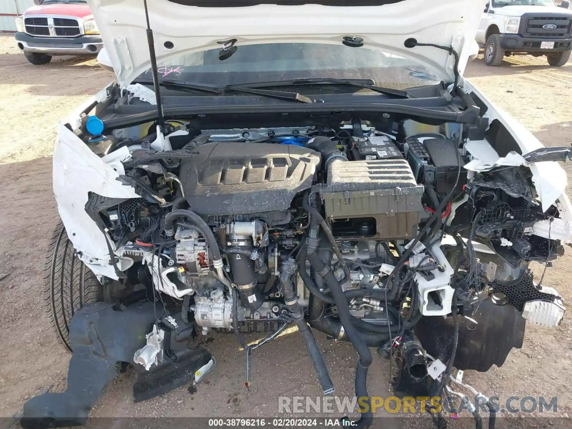 10 Photograph of a damaged car WA1DECF34R1053372 AUDI Q3 2024