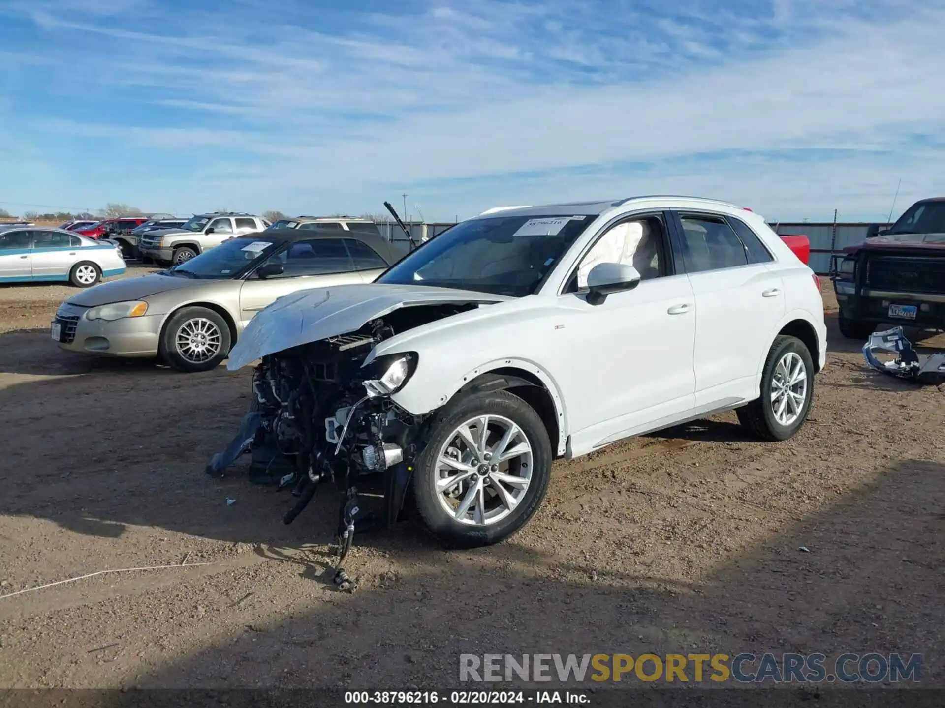 2 Photograph of a damaged car WA1DECF34R1053372 AUDI Q3 2024