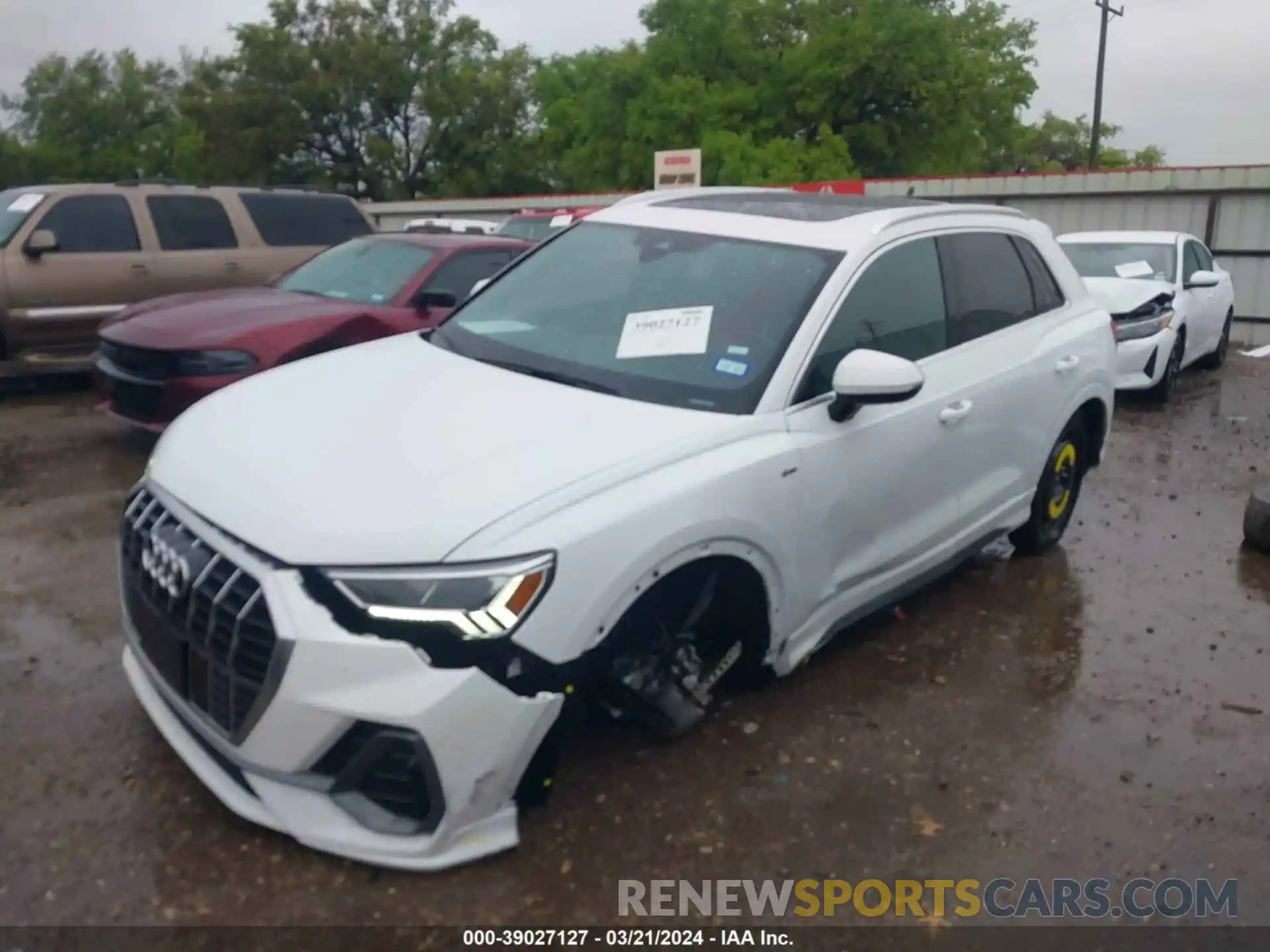 2 Photograph of a damaged car WA1DECF36R1034189 AUDI Q3 2024