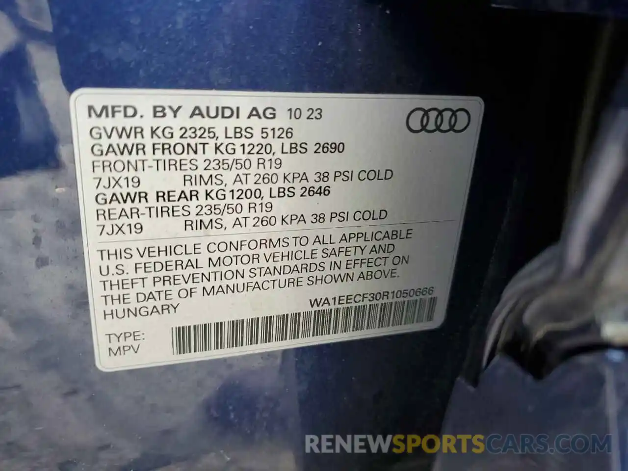 13 Фотография поврежденного автомобиля WA1EECF30R1050666 AUDI Q3 2024