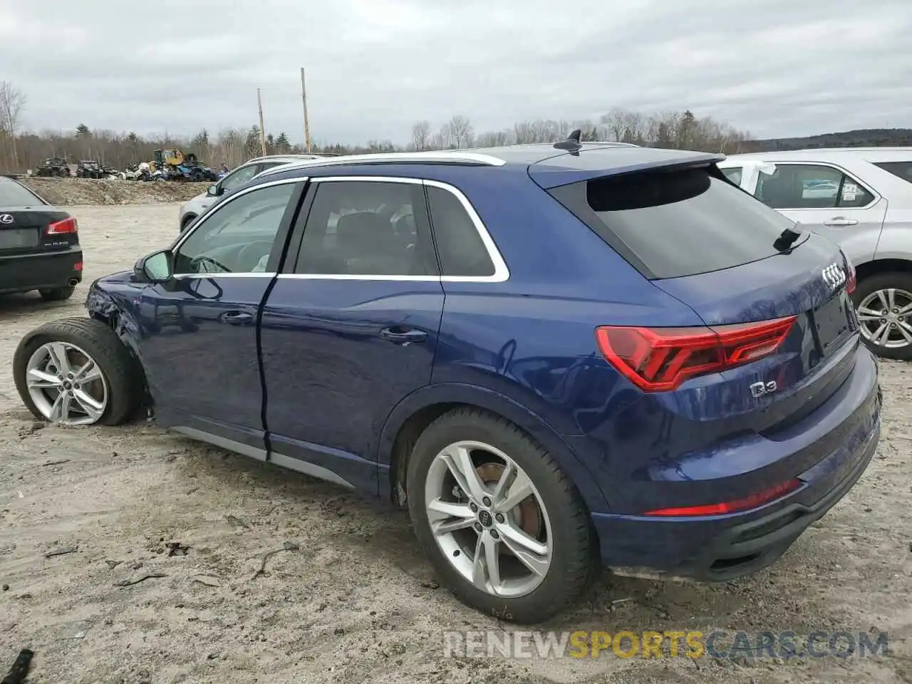 2 Photograph of a damaged car WA1EECF30R1050666 AUDI Q3 2024