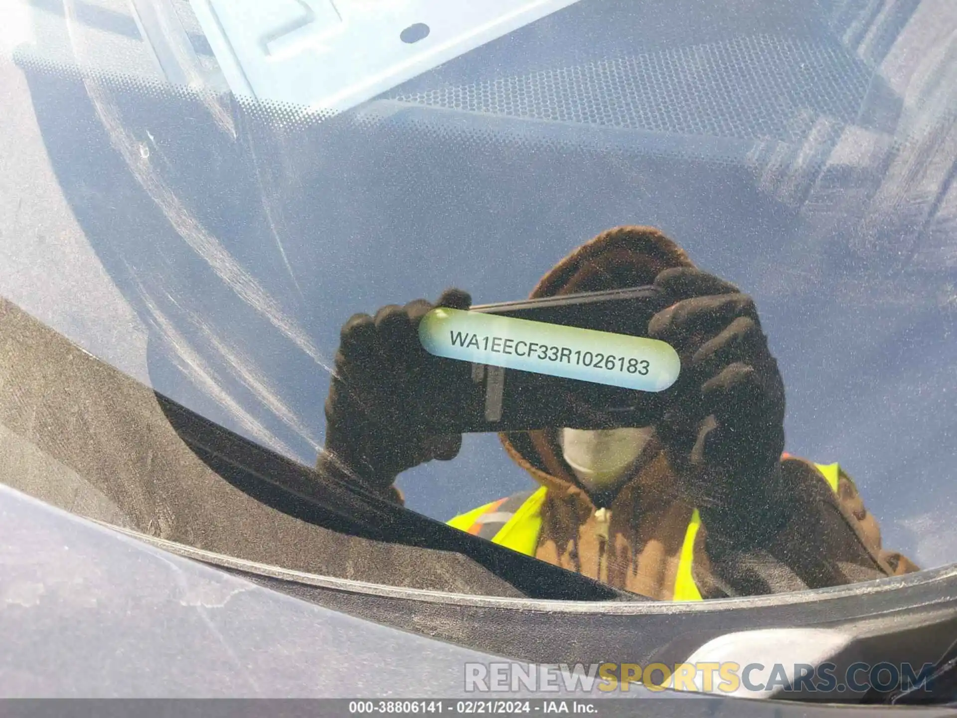 9 Photograph of a damaged car WA1EECF33R1026183 AUDI Q3 2024