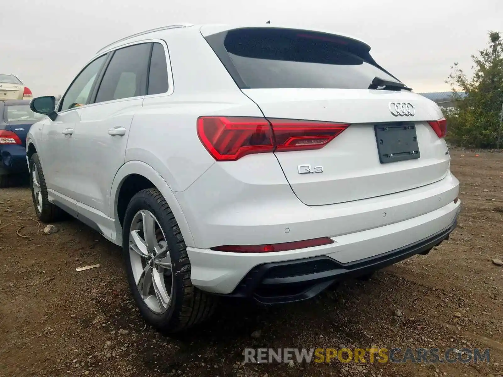 3 Photograph of a damaged car WA1DECF34K1079895 AUDI Q3 PREMIUM 2019