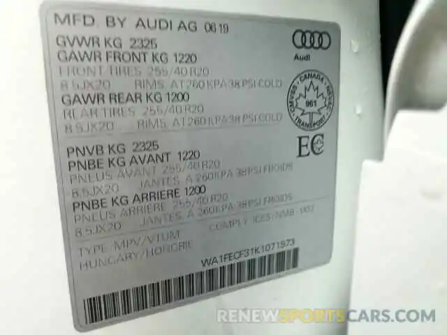 10 Photograph of a damaged car WA1FECF31K1071973 AUDI Q3 PRESTIG 2019