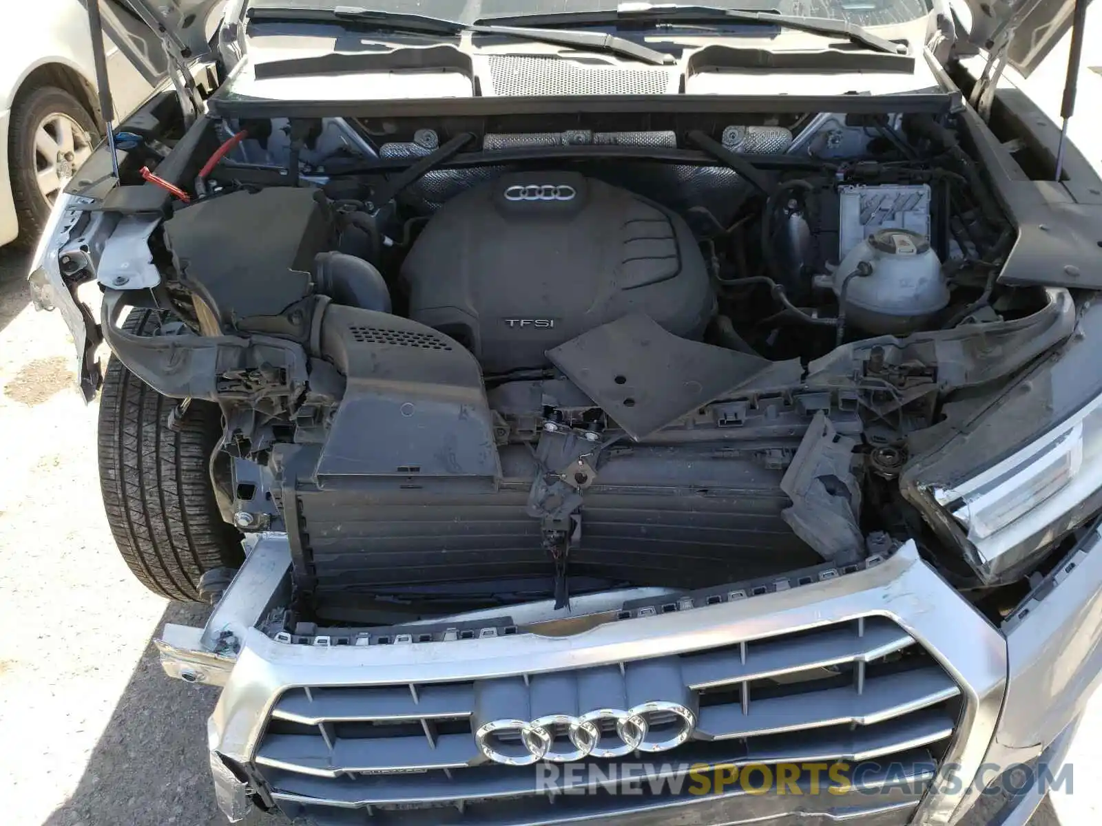 7 Photograph of a damaged car WA1ANAFY0K2036104 AUDI Q5 2019