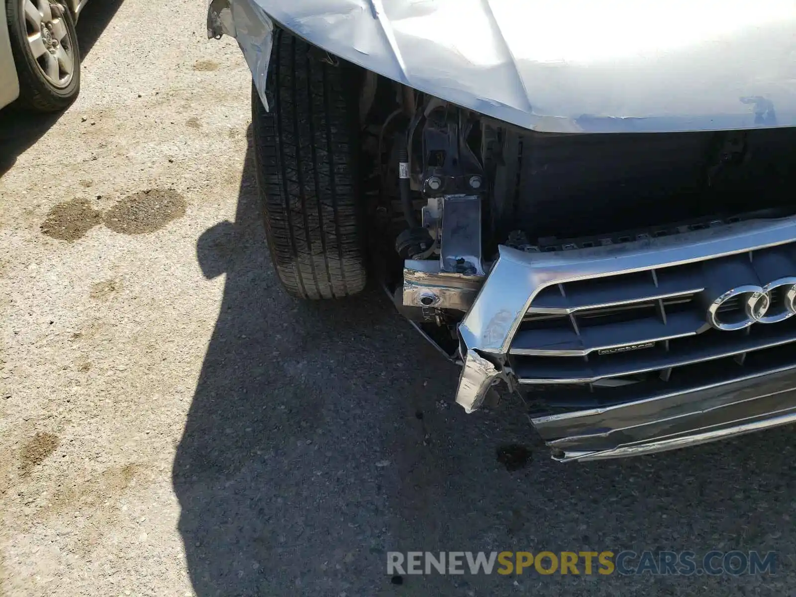 9 Фотография поврежденного автомобиля WA1ANAFY0K2036104 AUDI Q5 2019