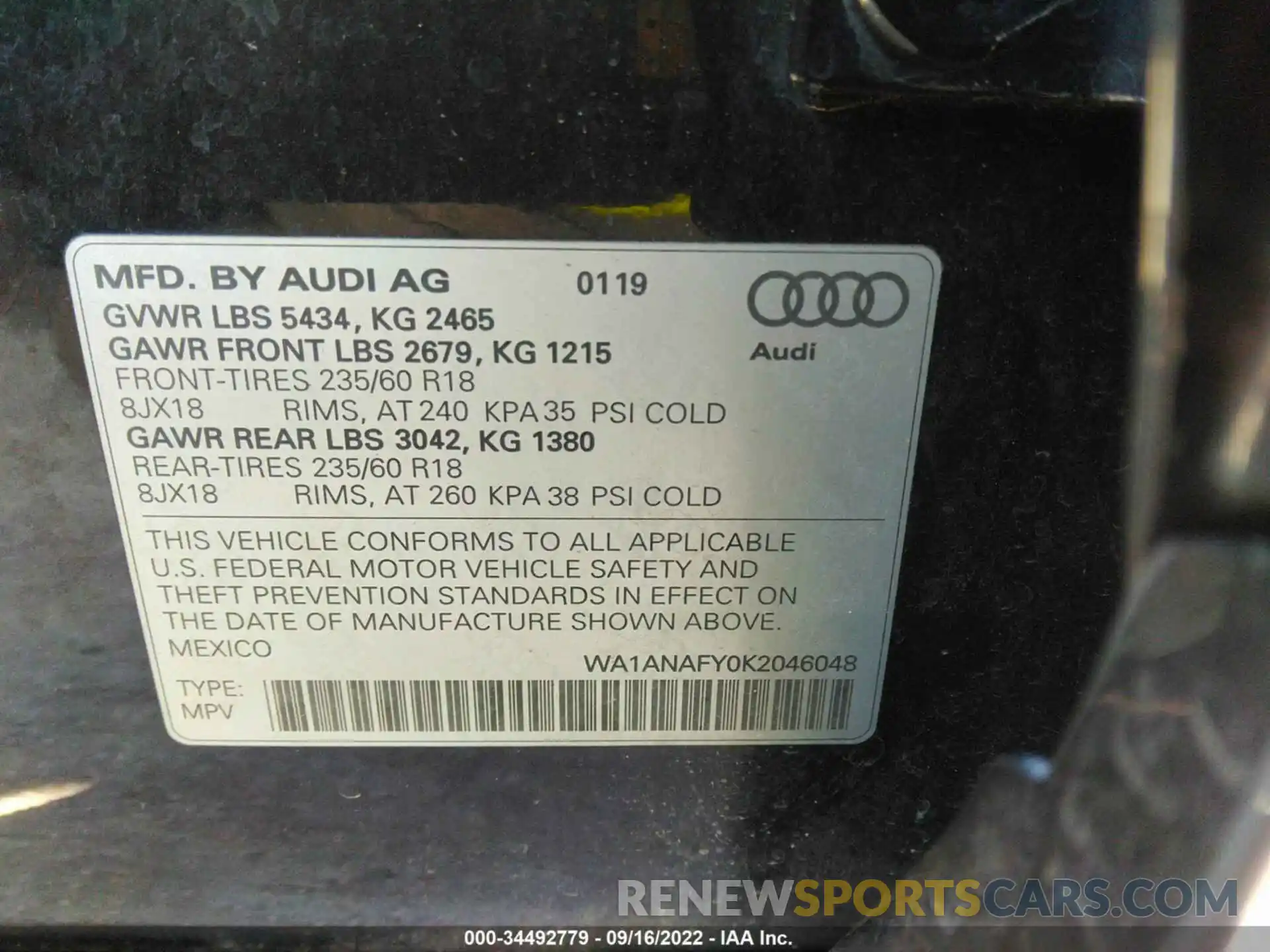 9 Photograph of a damaged car WA1ANAFY0K2046048 AUDI Q5 2019