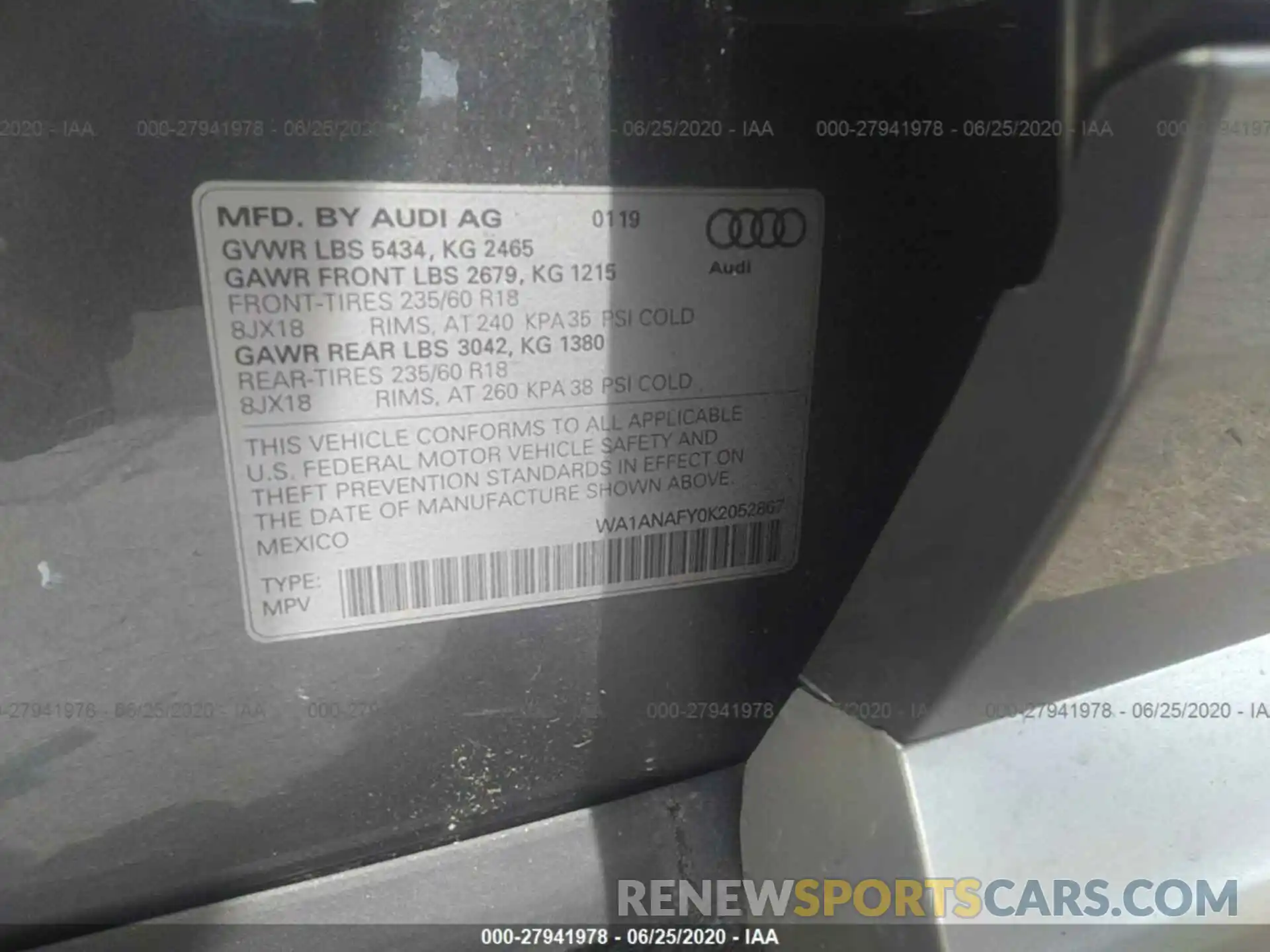 9 Photograph of a damaged car WA1ANAFY0K2052867 AUDI Q5 2019